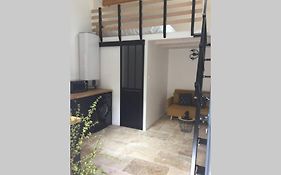 Studio Moderne